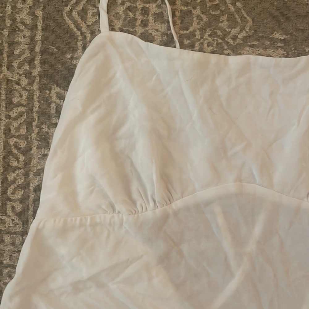 Kendall & Kylie White Top - Picture 2 of 5